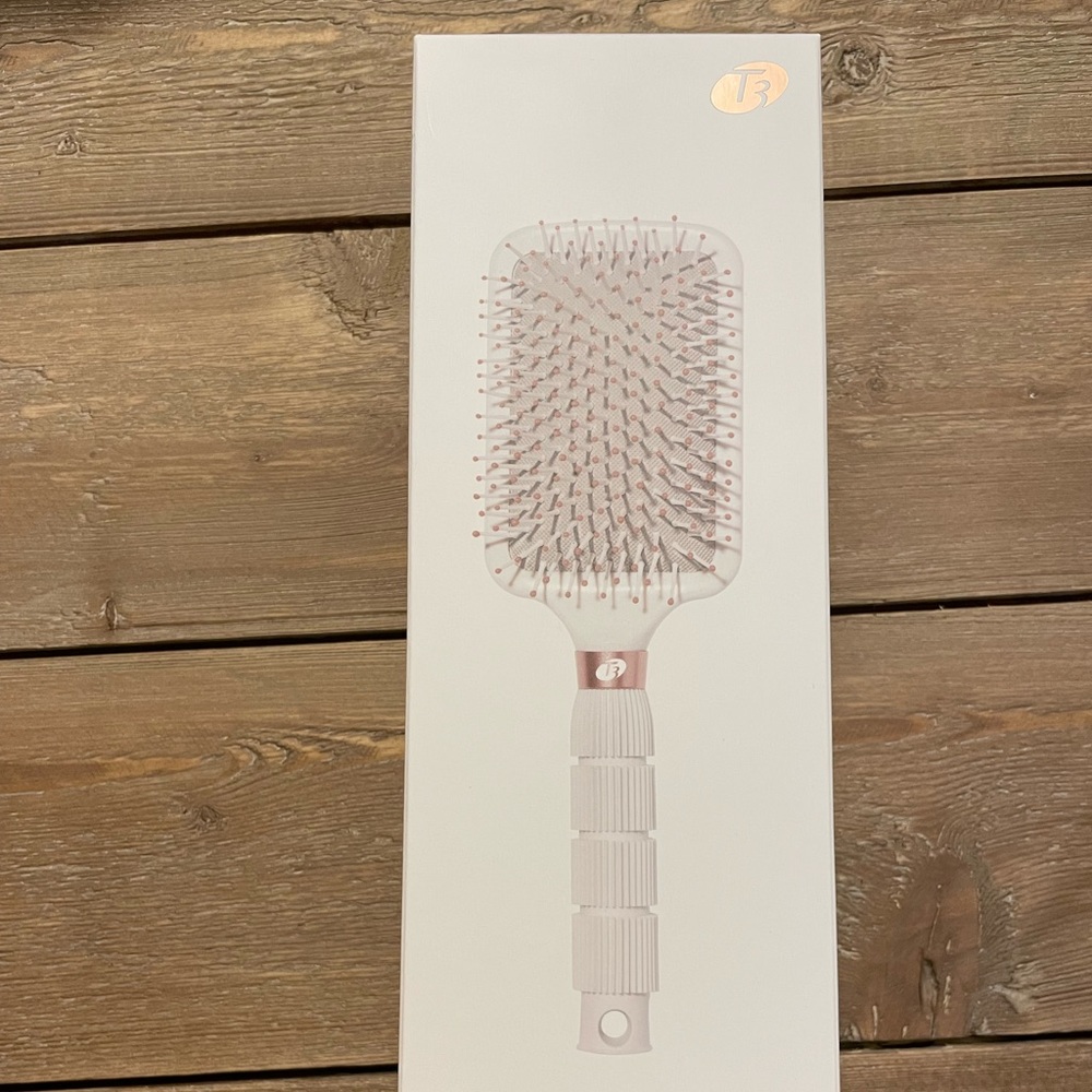 NWT T3 SMOOTH PADDLE BRUSH; currently on T3’s website for $35